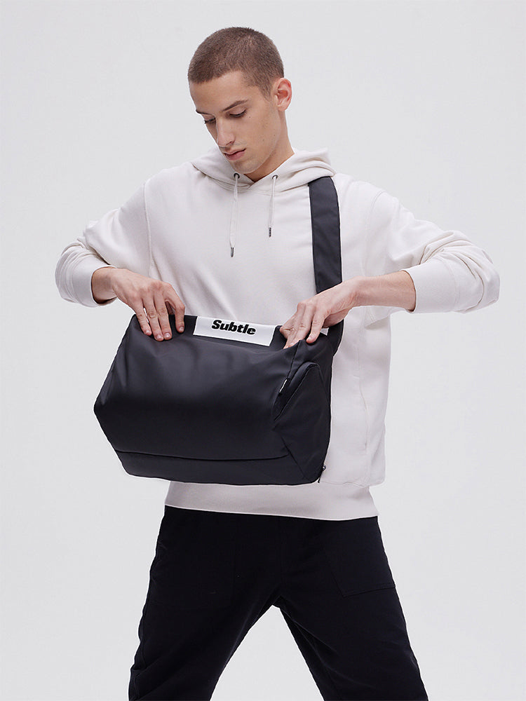 EQUS Sports Bag