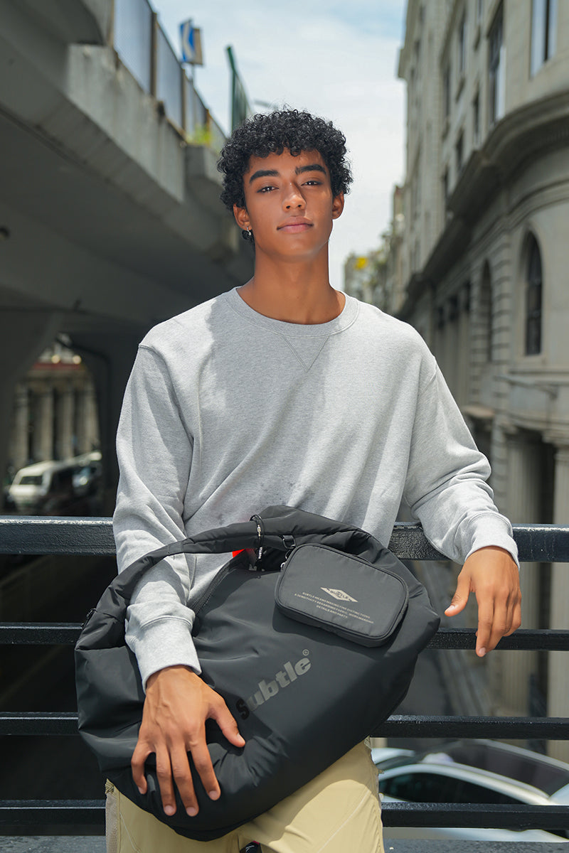 Subtle LOOP Messenger Bag